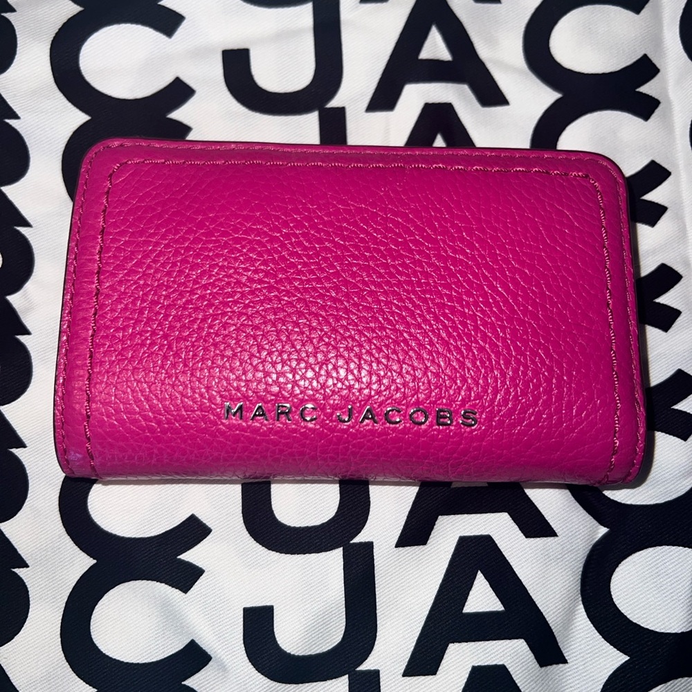 Marc Jacobs Pink Pebbled Leather Wallet